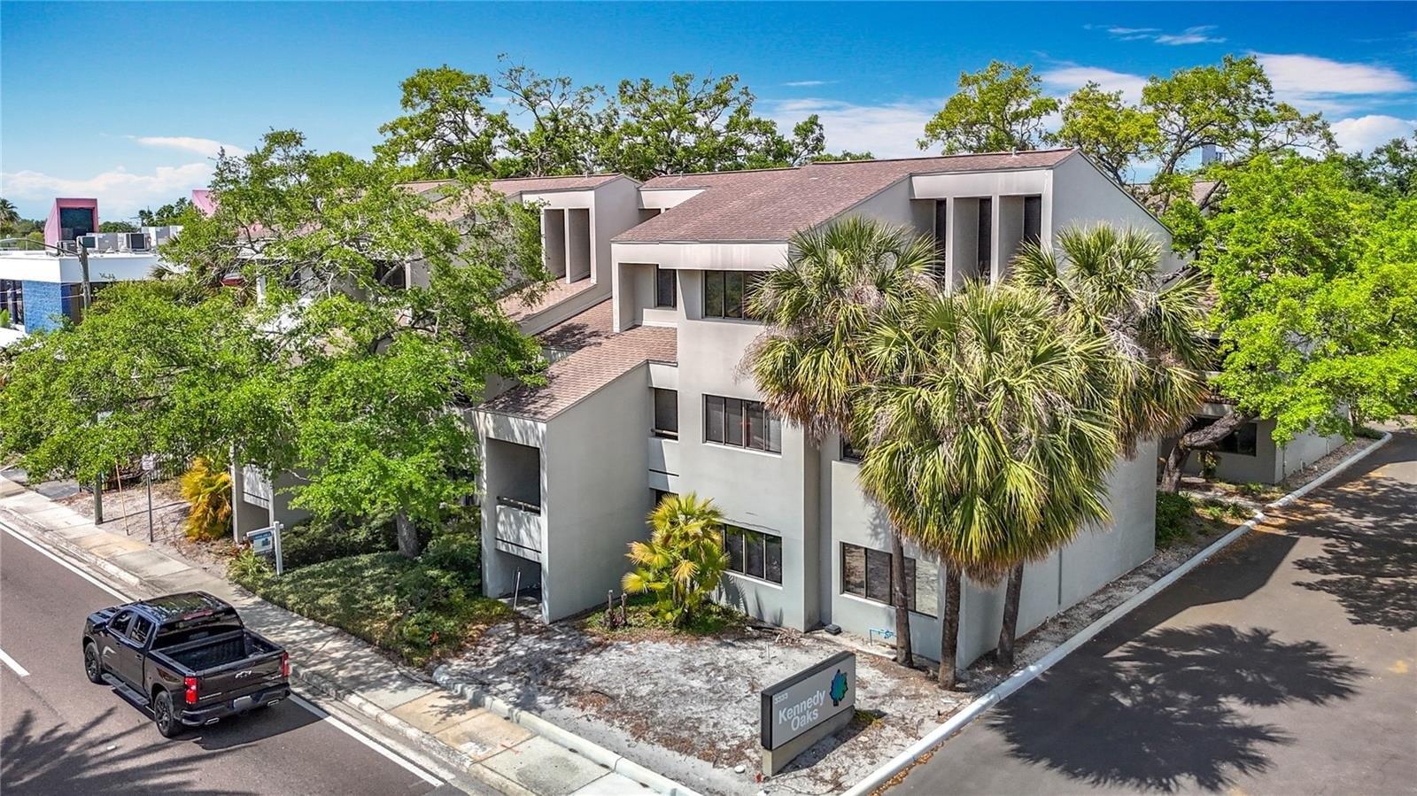 Property Image for 3333 W Kennedy Boulevard 201