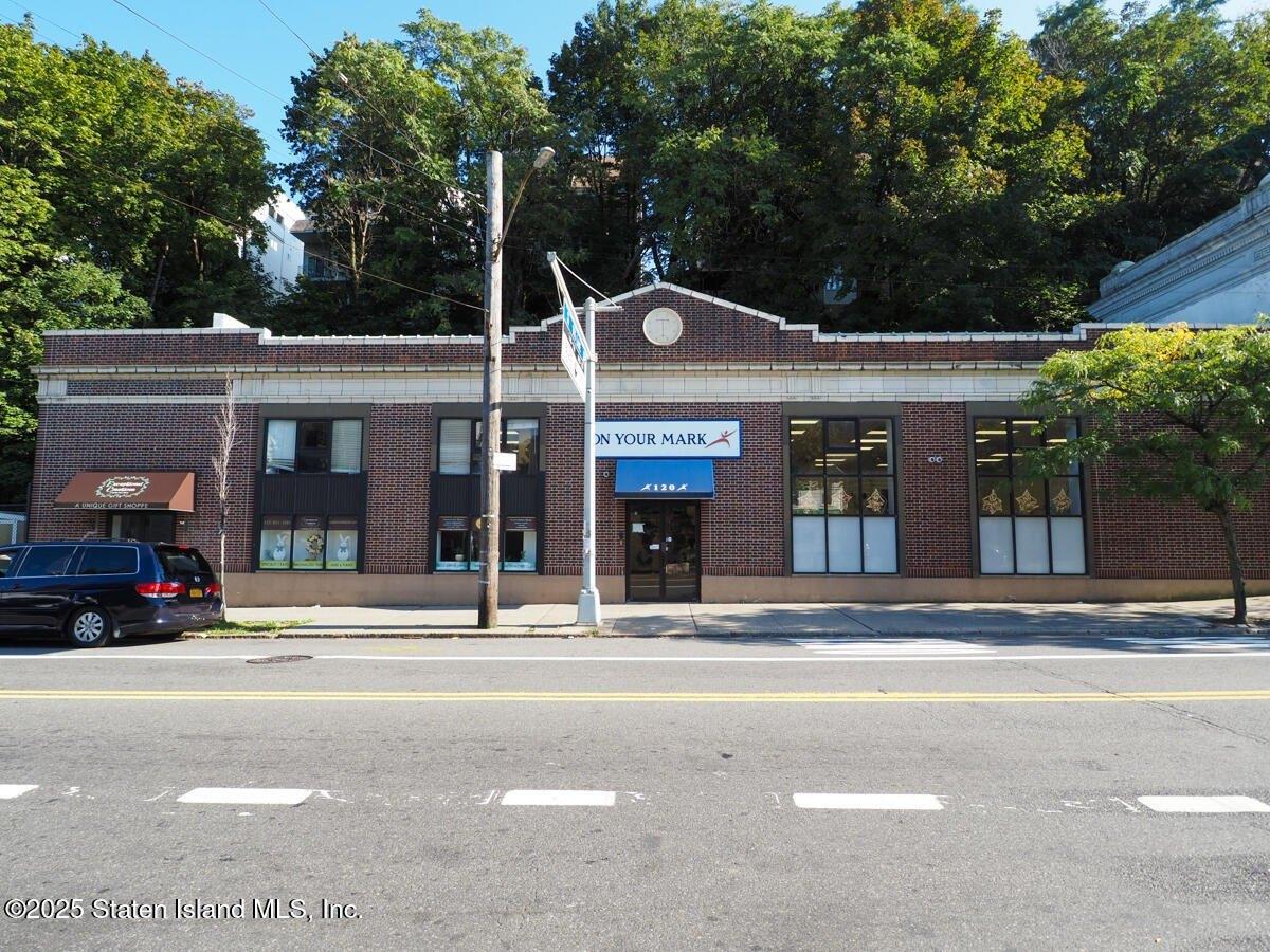 Property Image for 120 Victory Boulevard