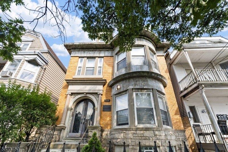 Property Image for 209 Mount Prospect Ave