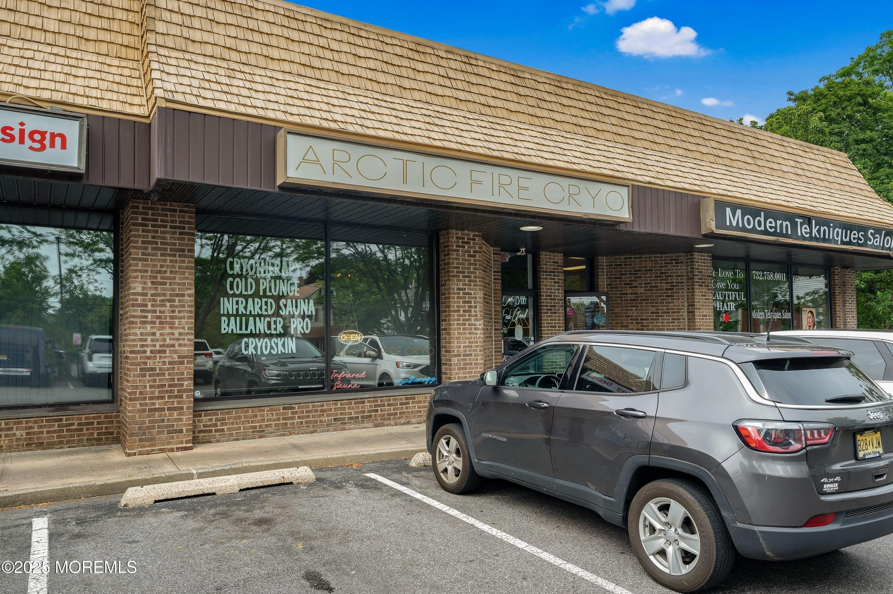 Property Image for 661 Broad Street 4