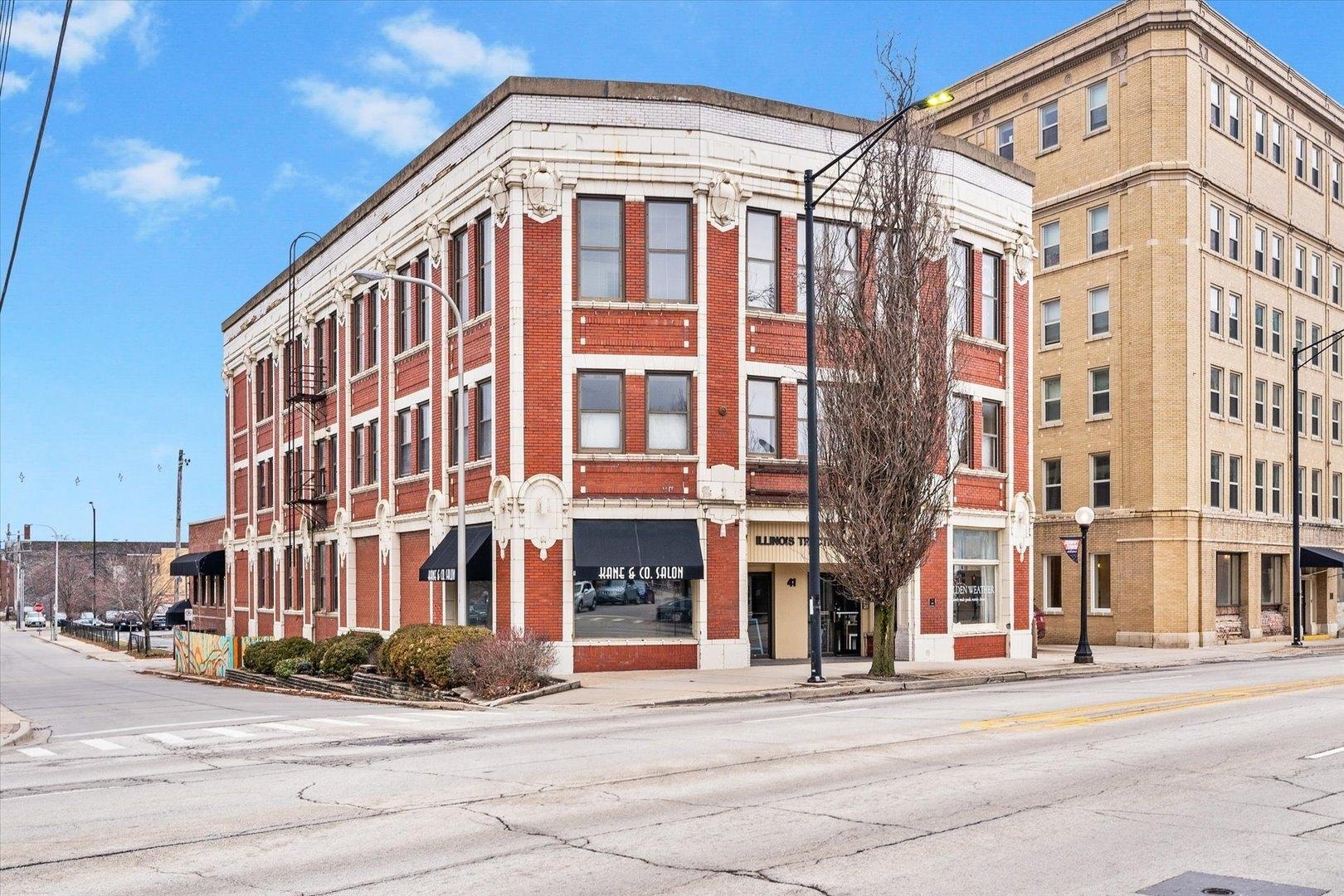 Property Image for 41 E University Avenue 1