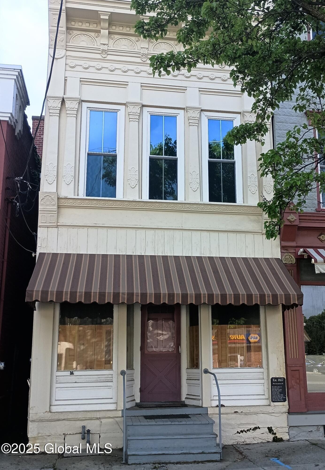 Property Image for 192 Main Street