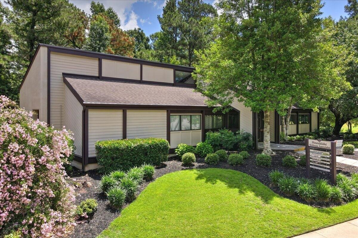 Property Image for 918 Houndslake Drive A204