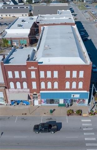 Property Image for 402 W Main Street