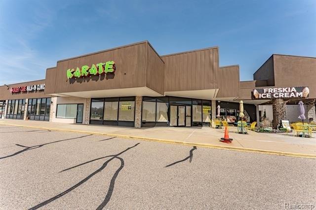 Property Image for 43710 Schoenherr Rd
