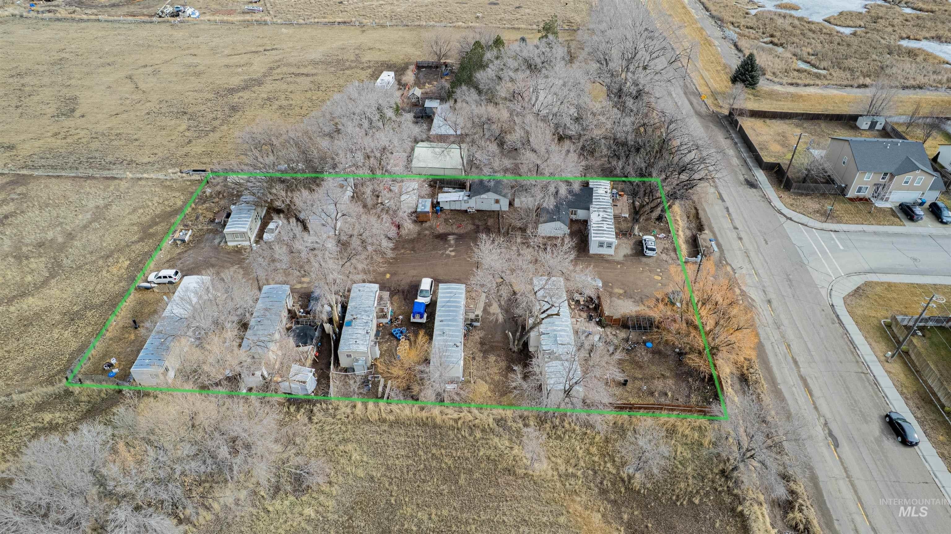 Property Image for 800 SW Canfield Lane