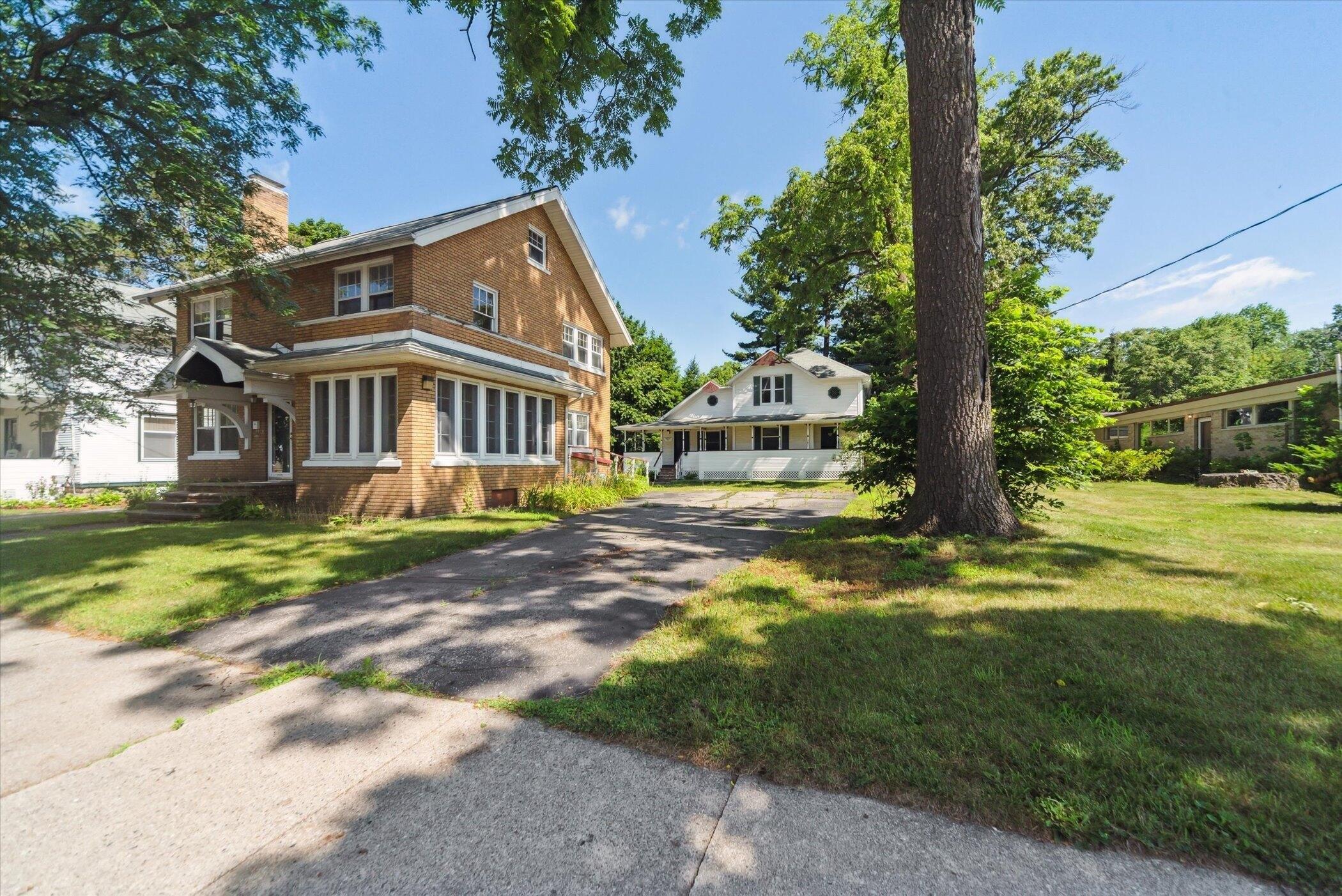 Property Image for 728-730 W Franklin Street