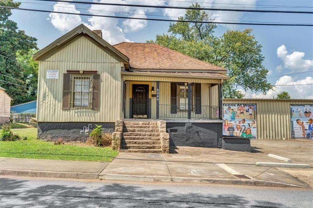 Property Image for 2805 HARRIS Street