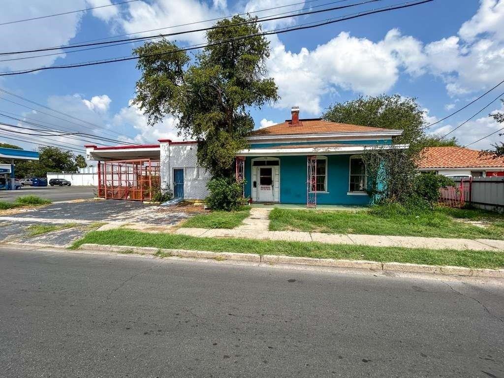 Property Image for 1416 Victoria St