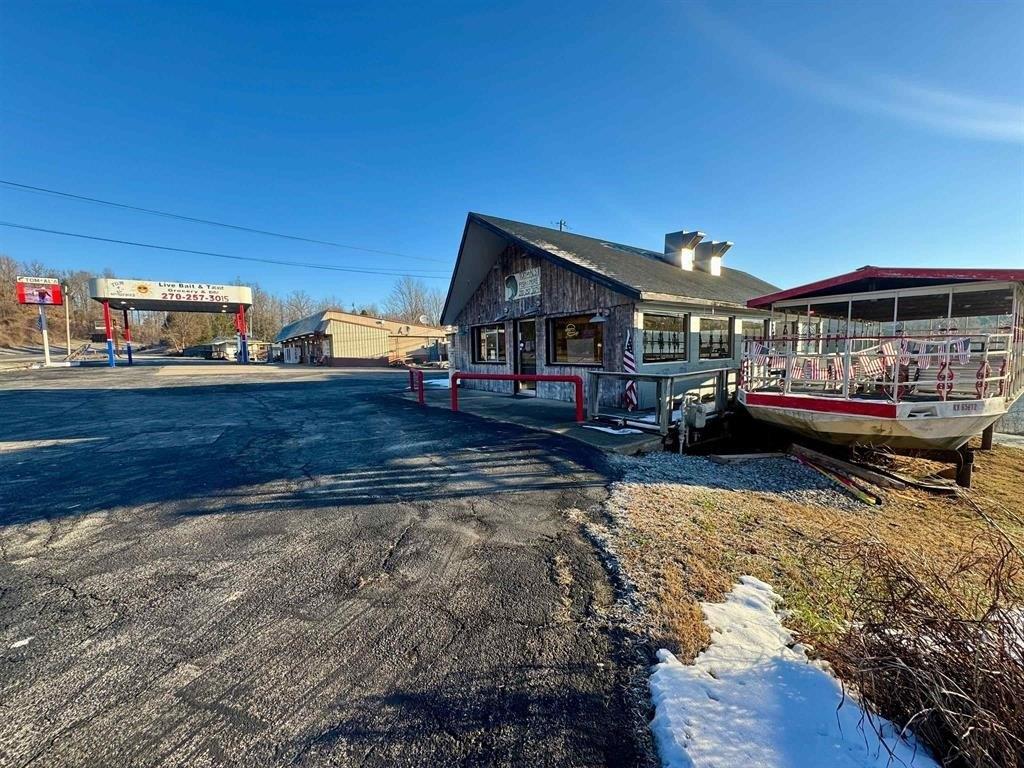 Property Image for 8637 S Hwy 259