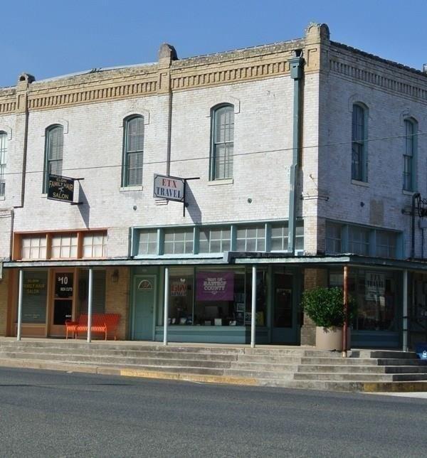 Property Image for 2 Depot SQ E