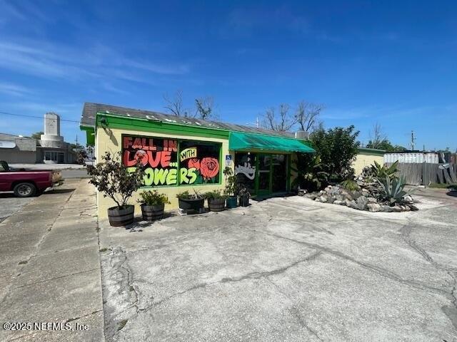 Property Image for 2504 MAIN Street N