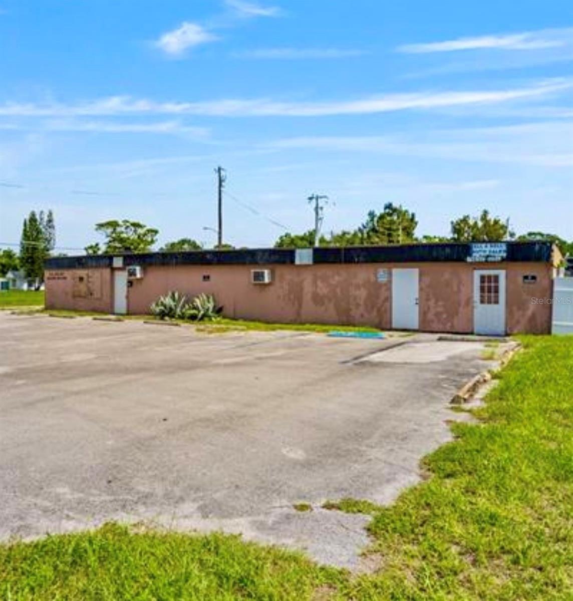 Property Image for 910 Tropic Street
