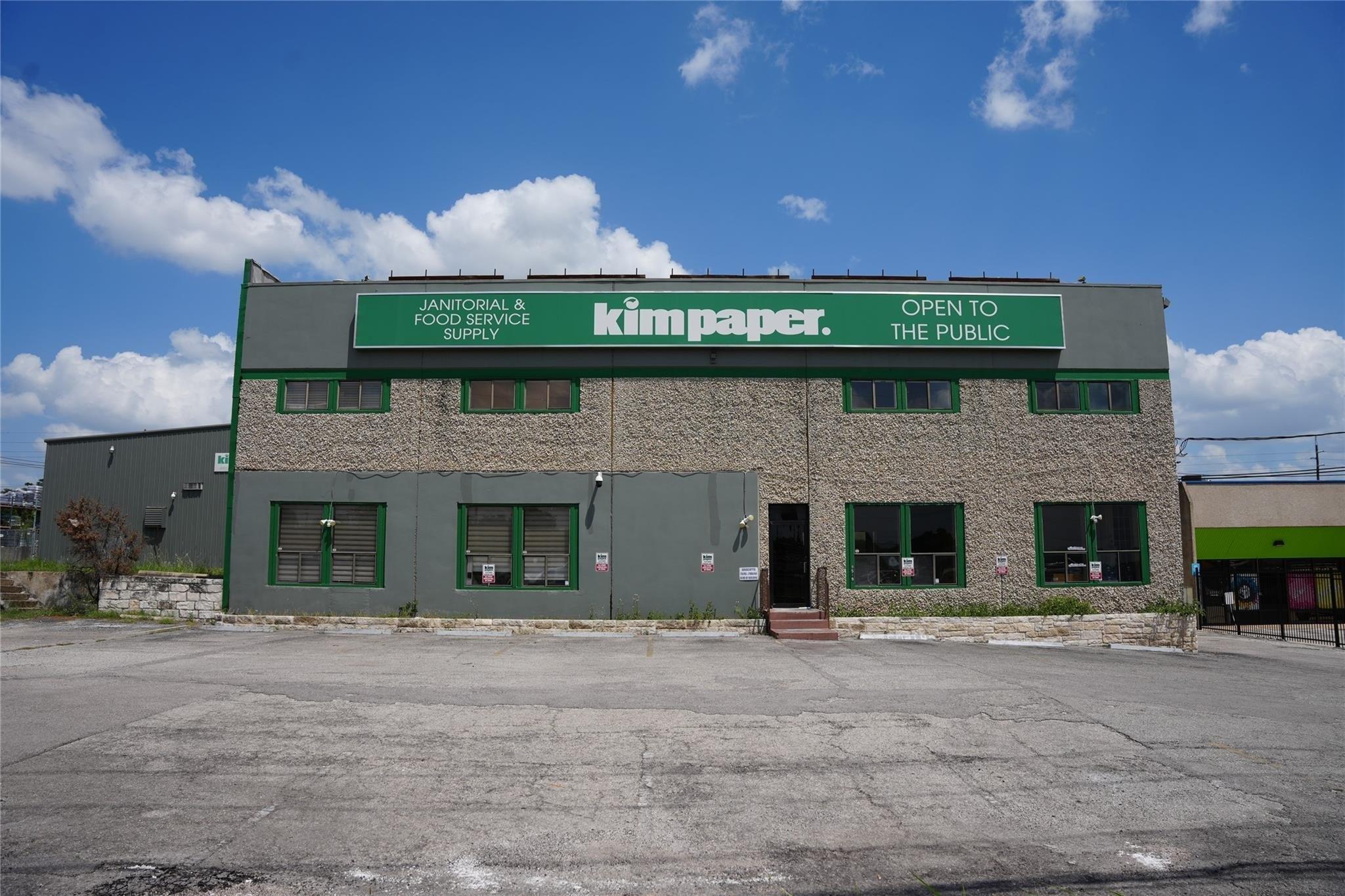 Property Image for 9519 N Interstate 35 Highway