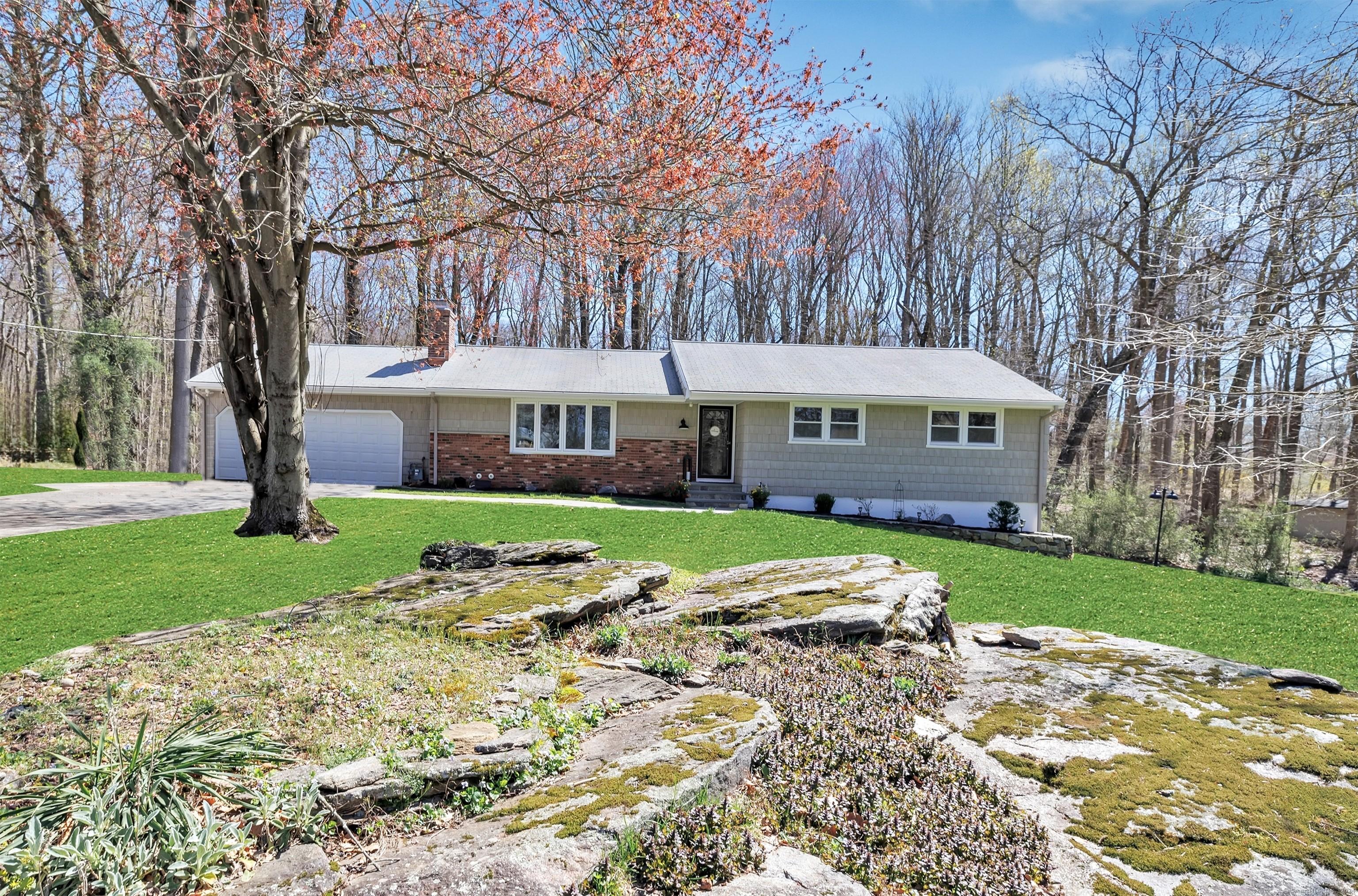 Property Image for 22 Split Rock Road