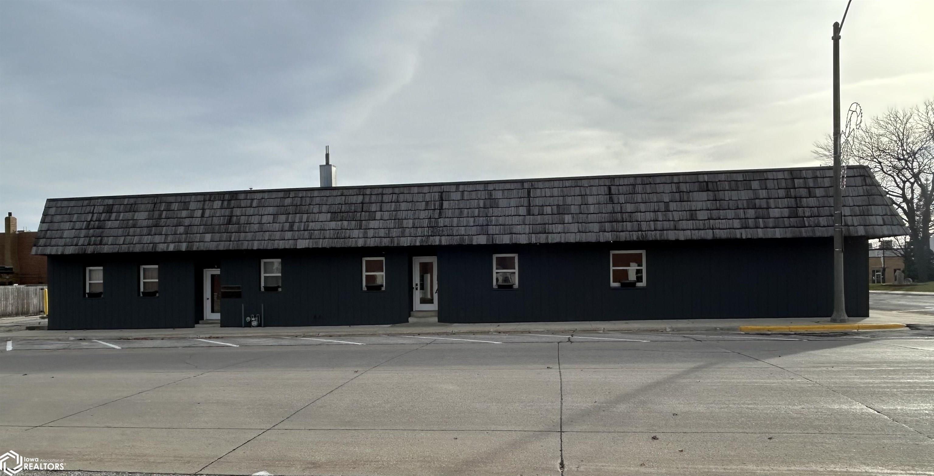 Property Image for 4 E Call Street
