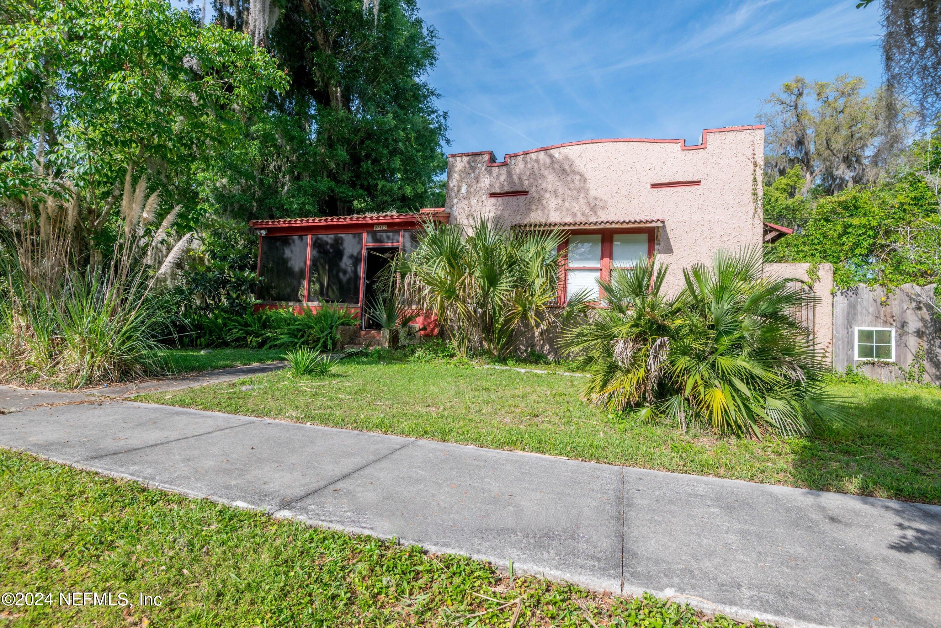 Property Image for 540 SE CYPRESS Avenue