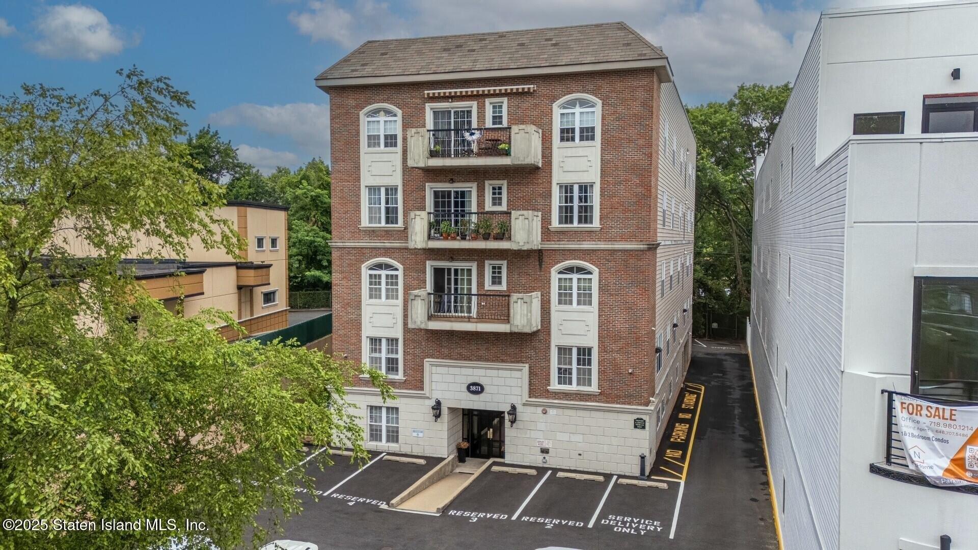 Property Image for 3871 Amboy Road Com