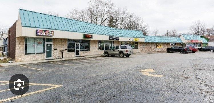 Property Image for 913 E River Street