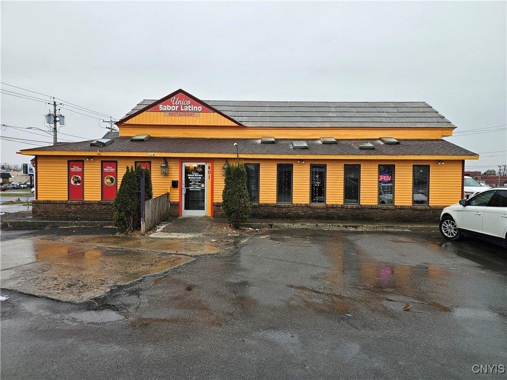 Property Image for 401 W Dominick Street