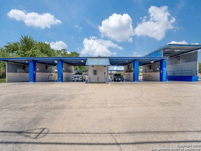 Property Image for 402 N Zarzamora St