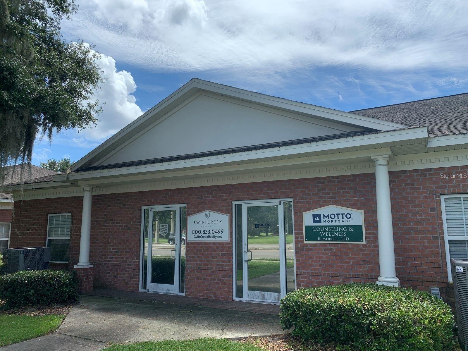 Property Image for 4130 Nw 37th Place 3