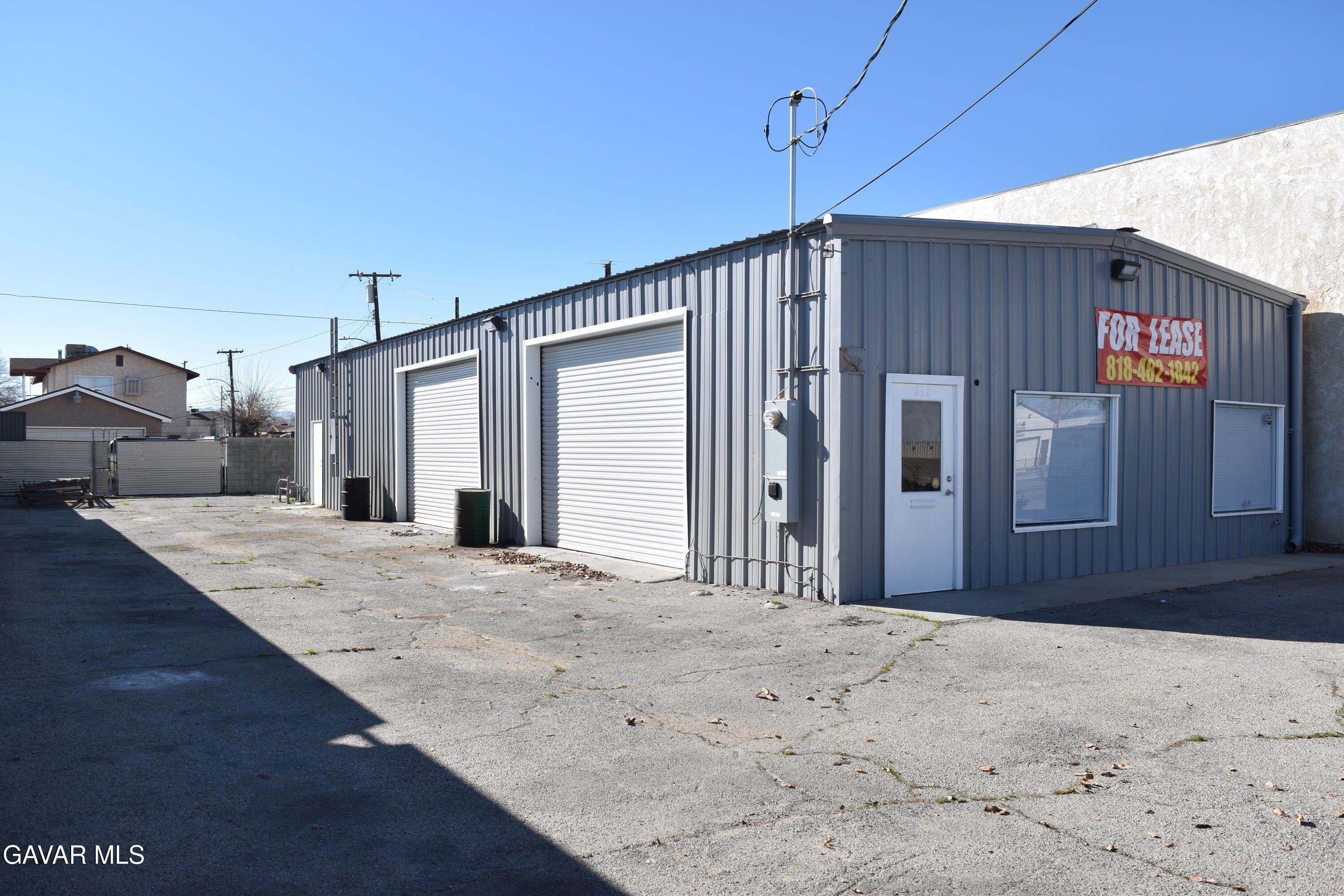 Property Image for 212 W. Avenue I