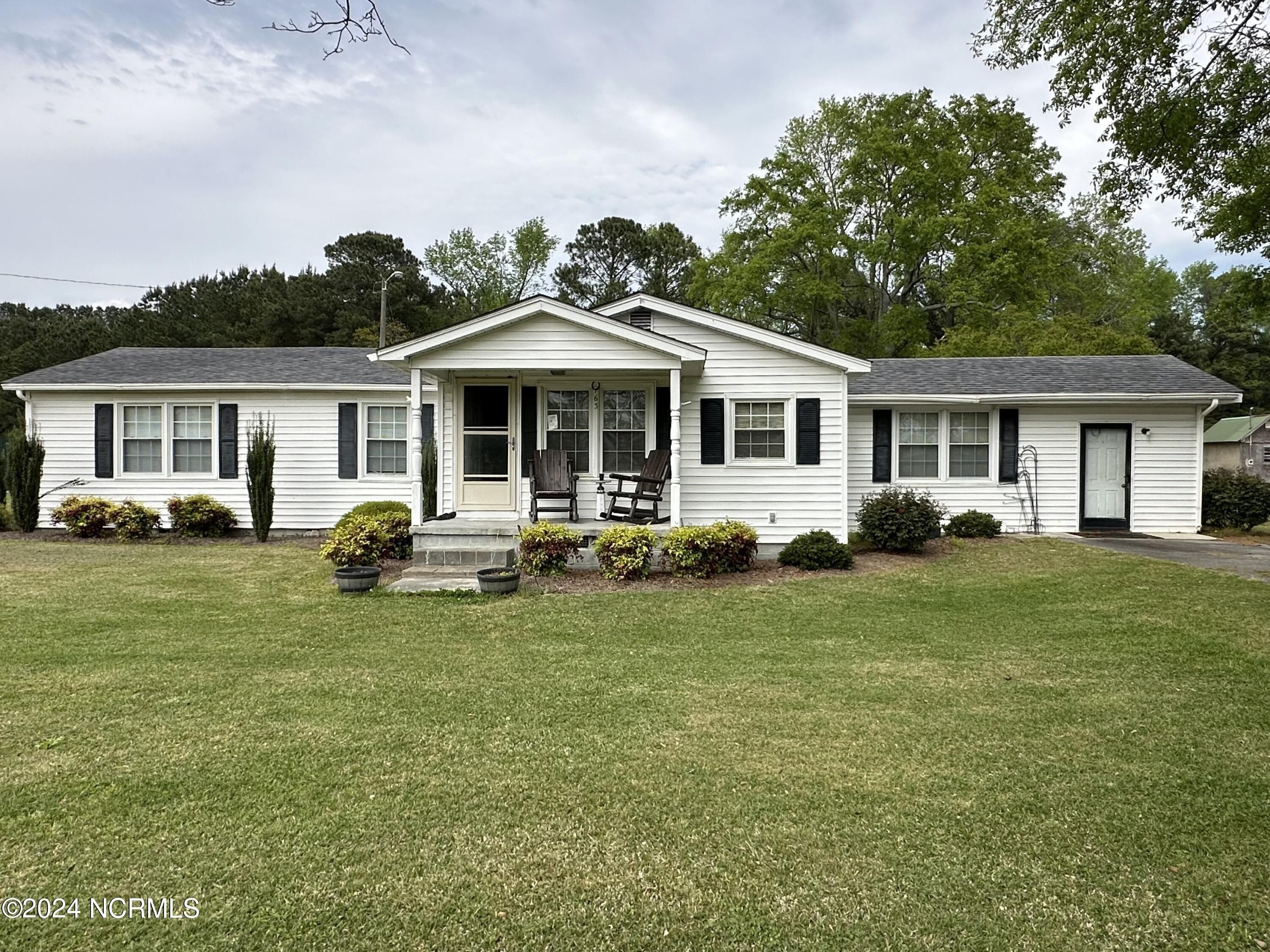 Property Image for 163 Kenansville Highway