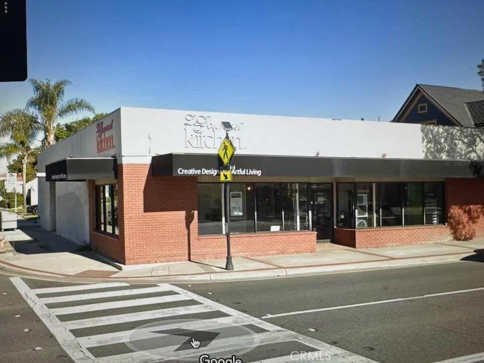 Property Image for 541 W Chapman Avenue