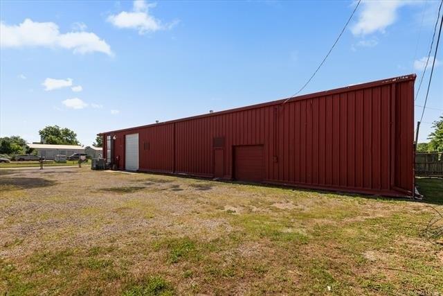 Property Image for 301 S Morton Avenue