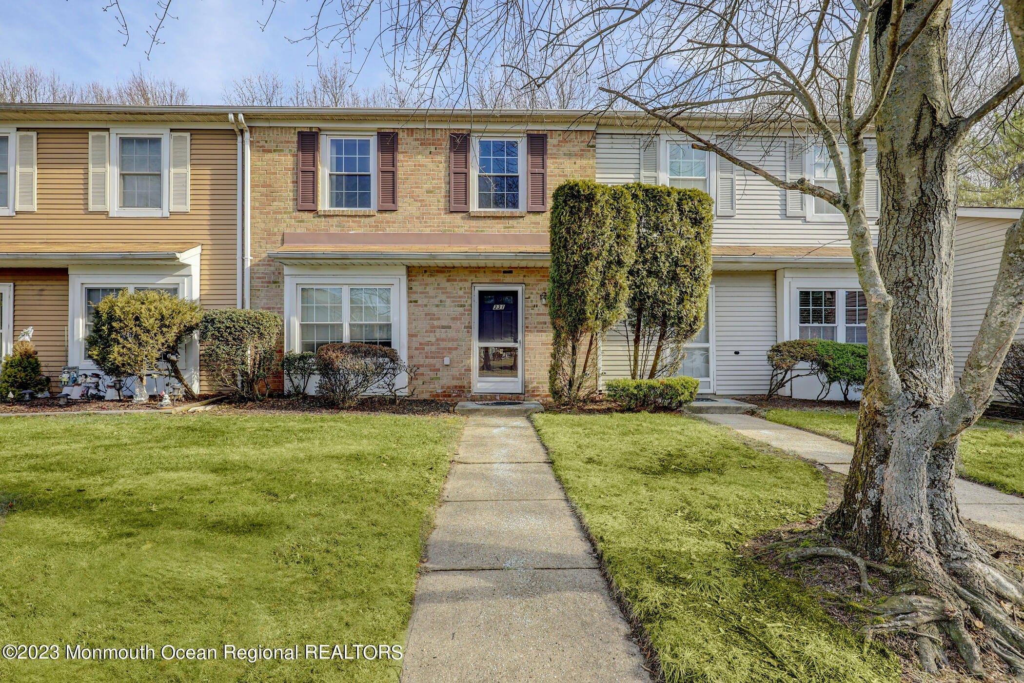331 Constitution Circle, North Brunswick, NJ 08902 MLS 22300362