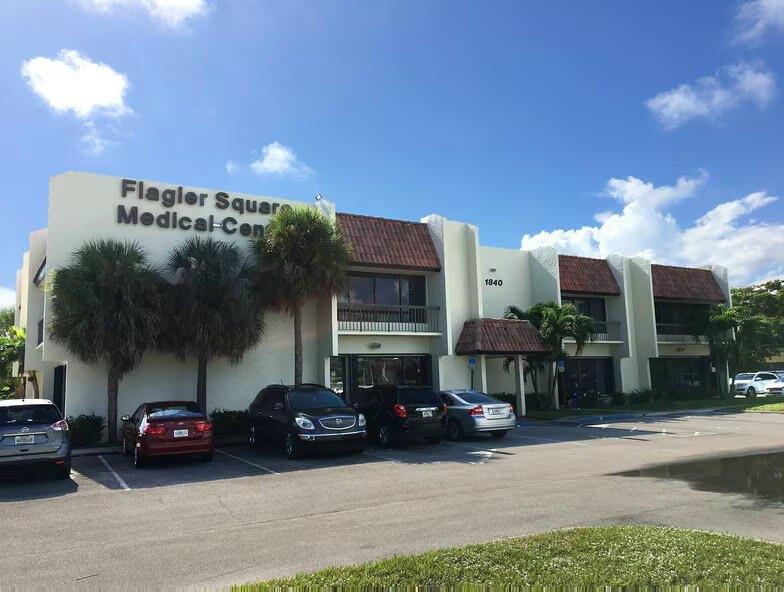 Property Image for 1840 Forest Hill 100 Boulevard 100