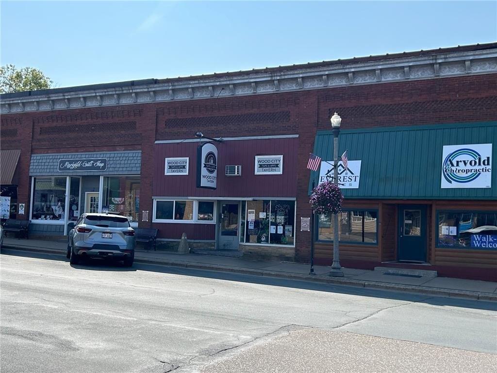 Property Image for 115 E Oak Street