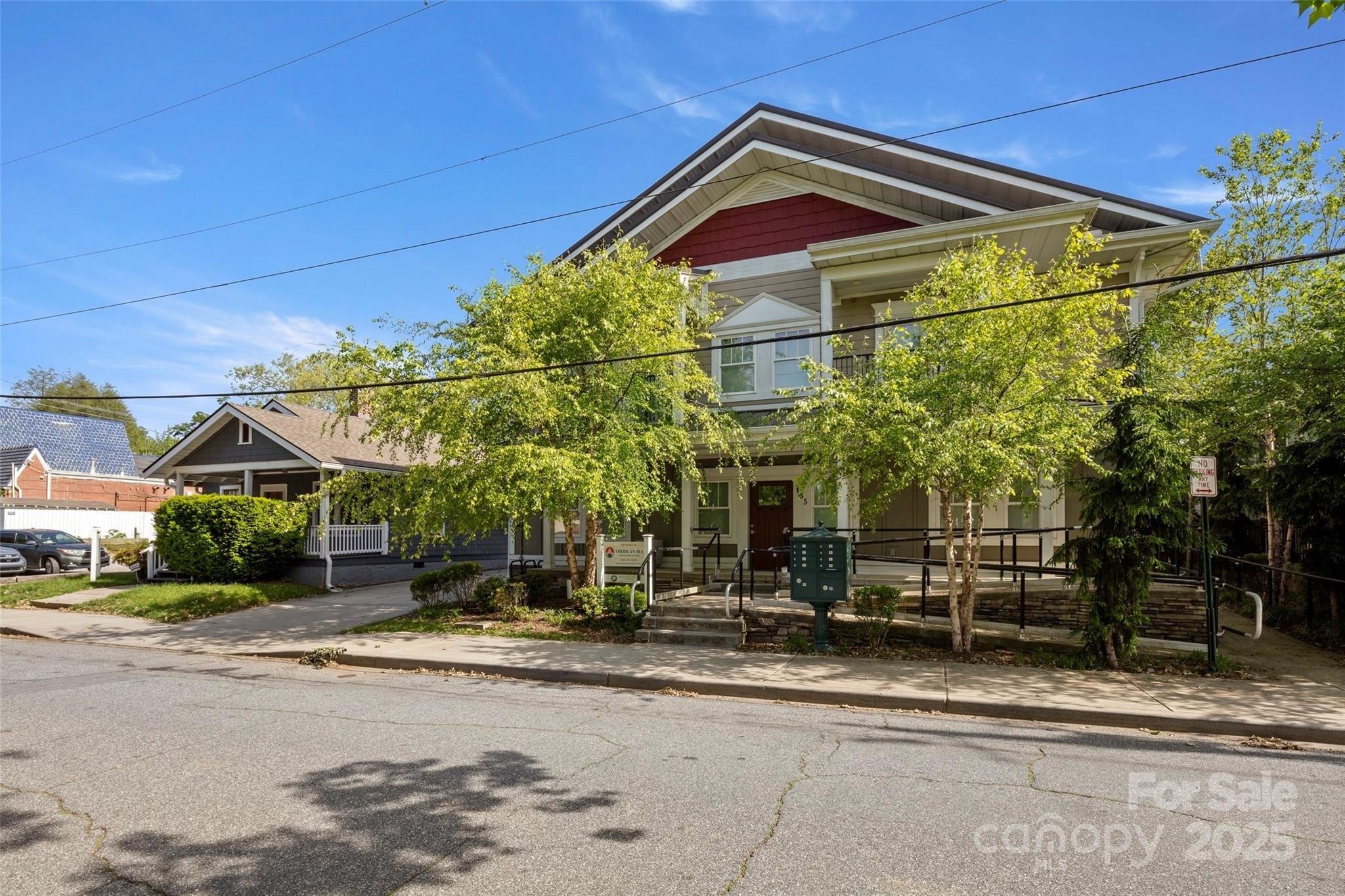 Property Image for 135 Broad Street