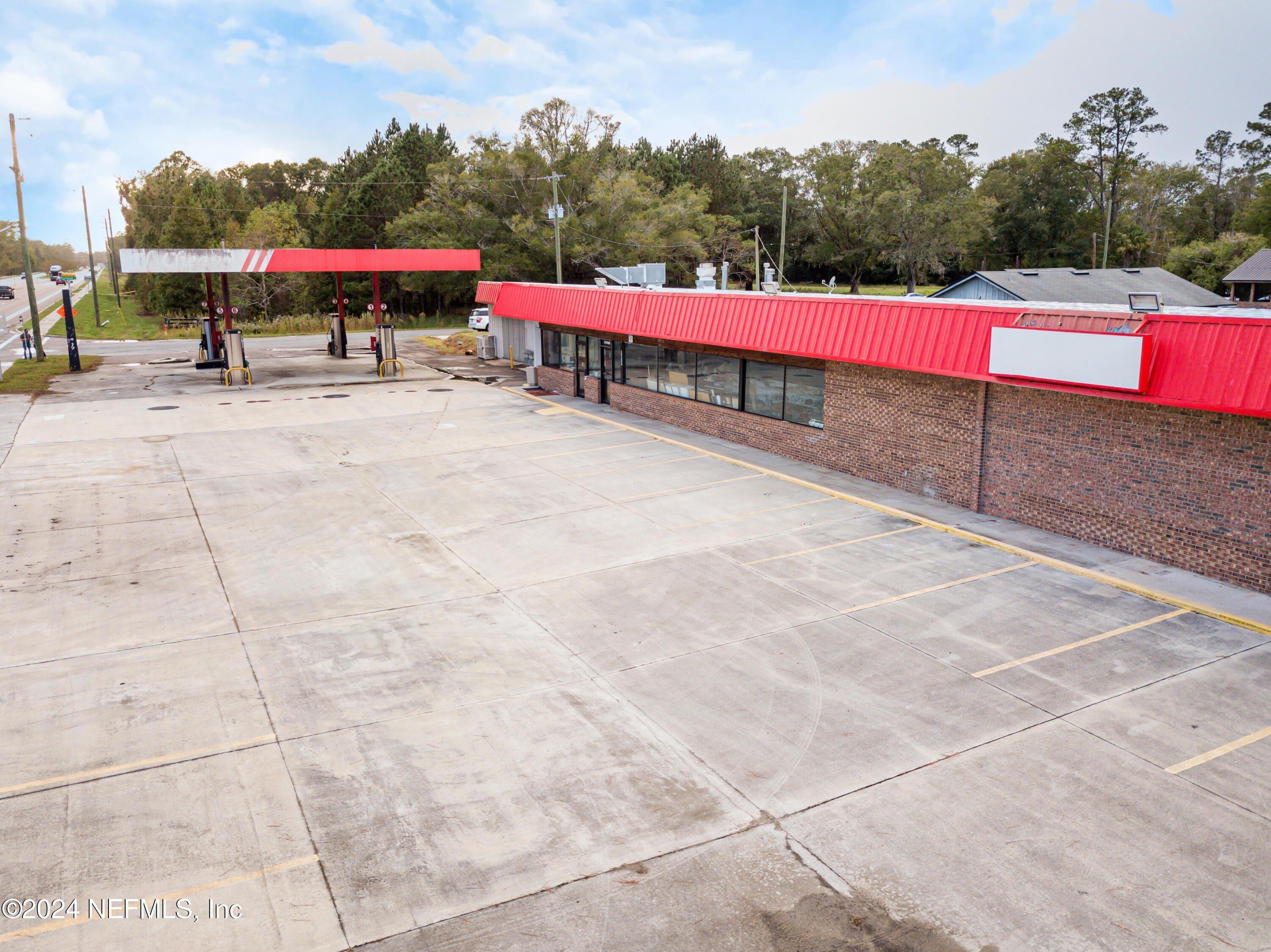 Property Image for 450537 State Road 200