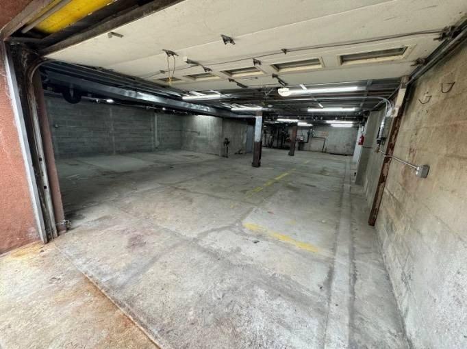 Property Image for 99 Kingsland Avenue