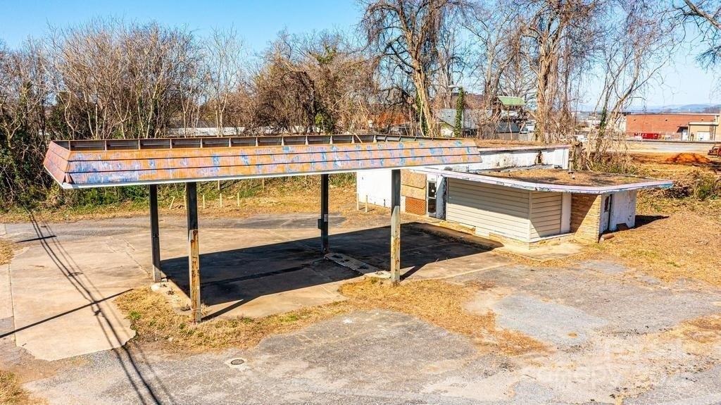Property Image for 910 1st Avenue SW