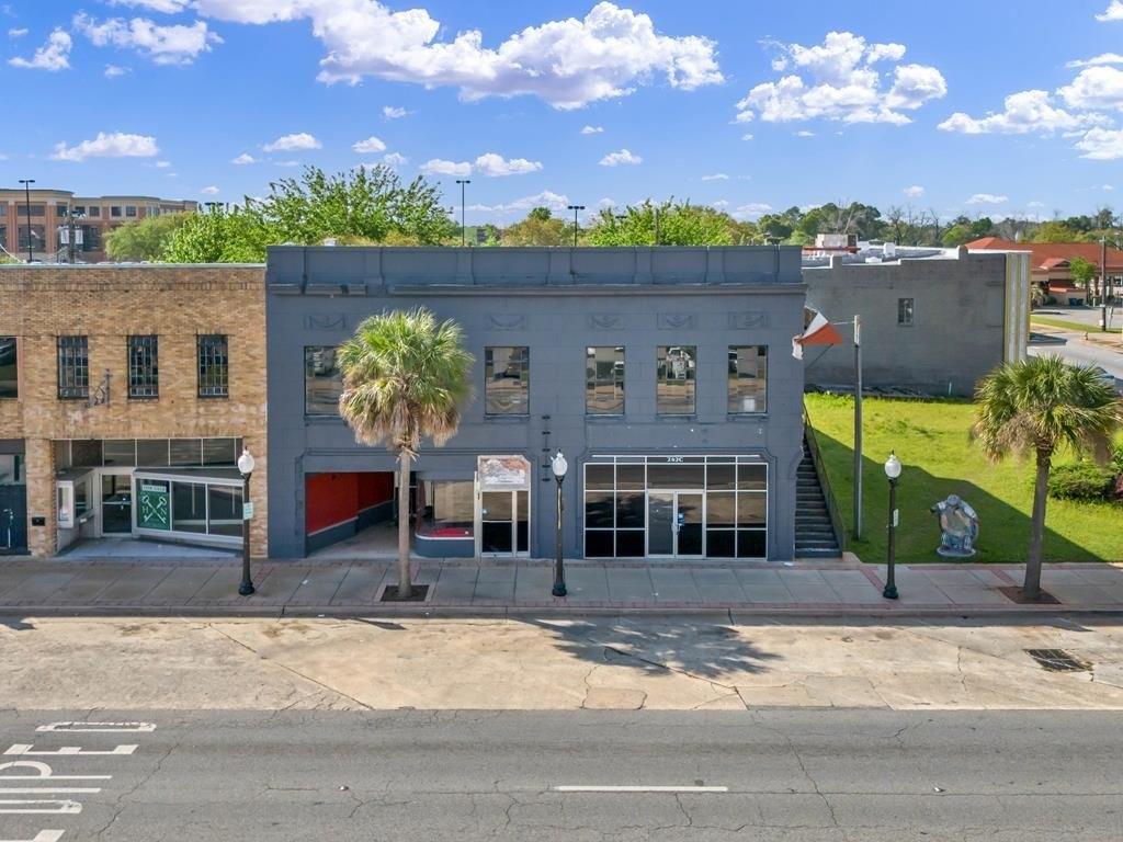Property Image for 240 Broad Avenue W