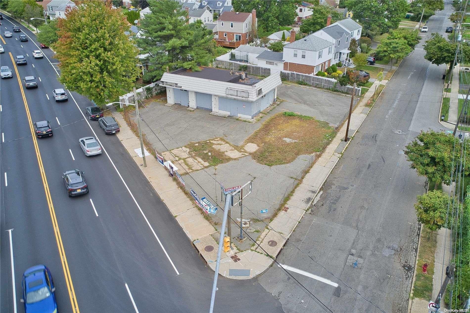 Property Image for 400 Herricks Road