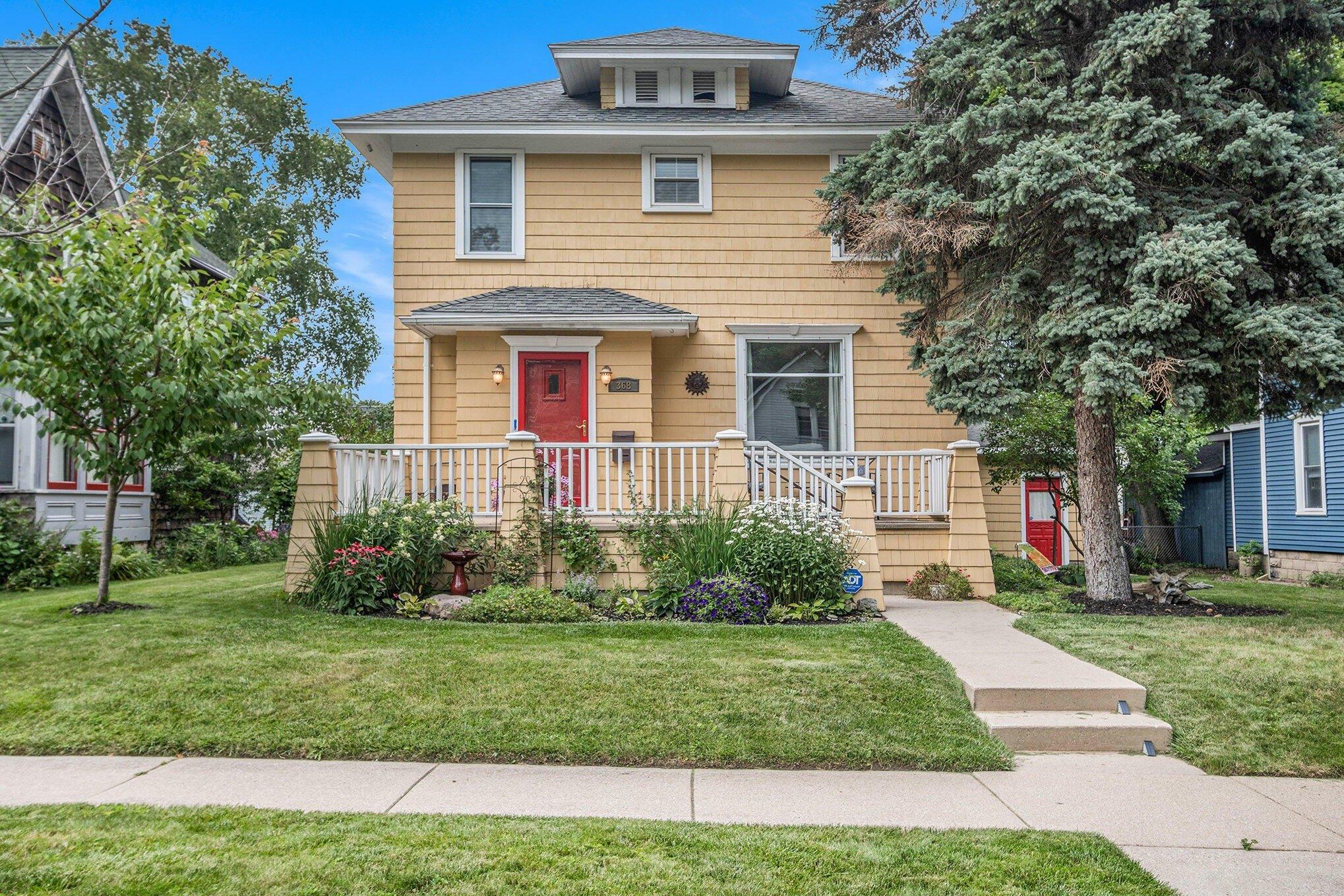 Manistee Real Estate Find Houses & Homes for Sale in Manistee, MI