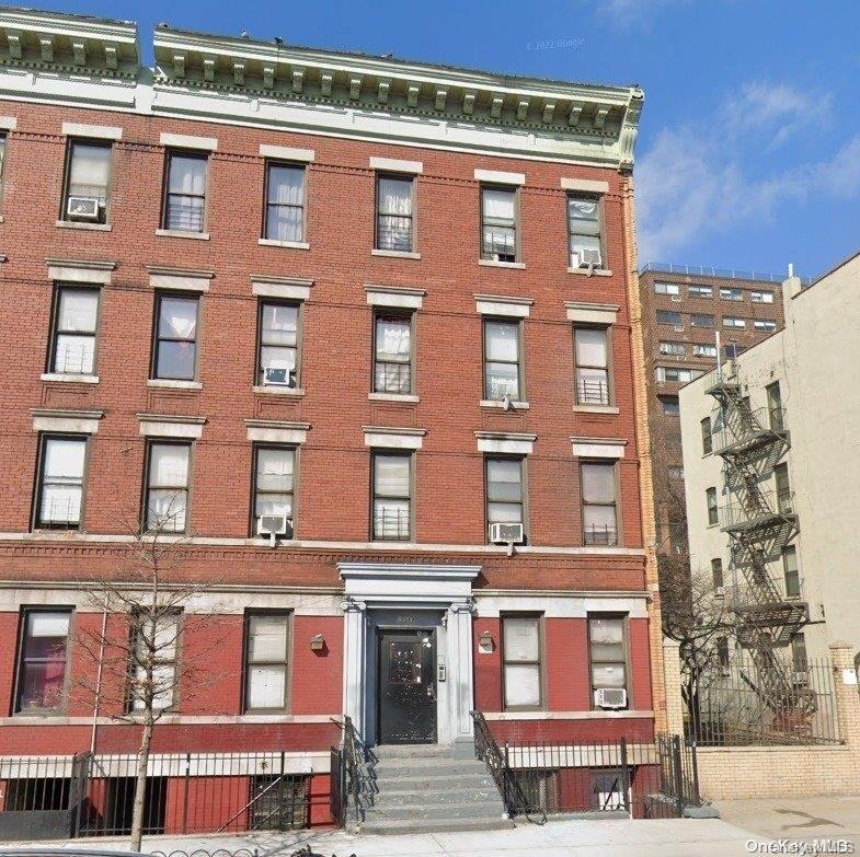 Property Image for 2089 Webster Avenue