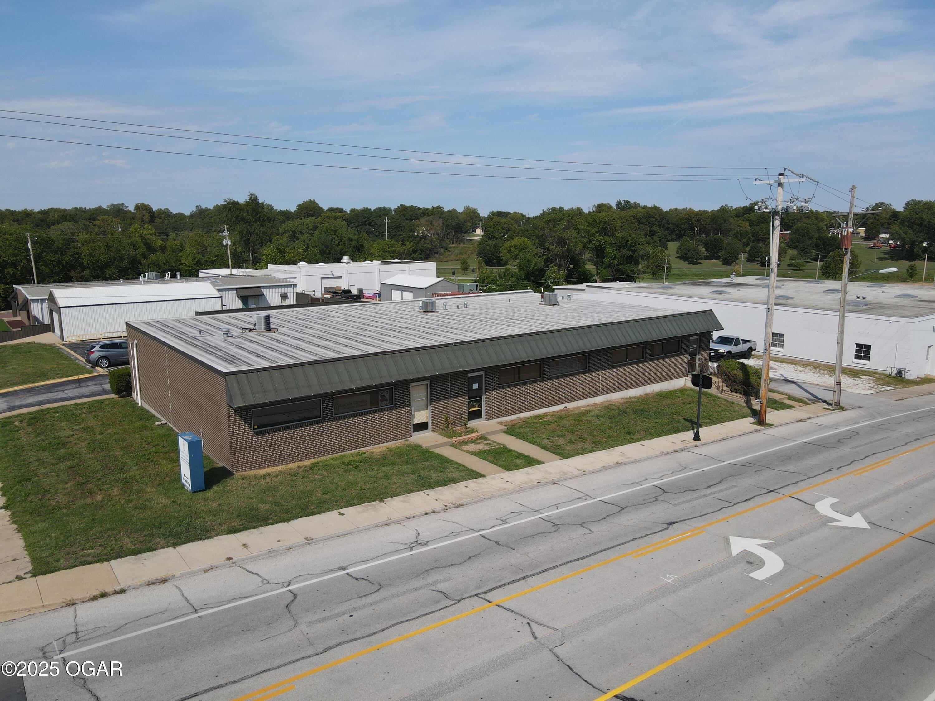 Property Image for 403 E 4th Street