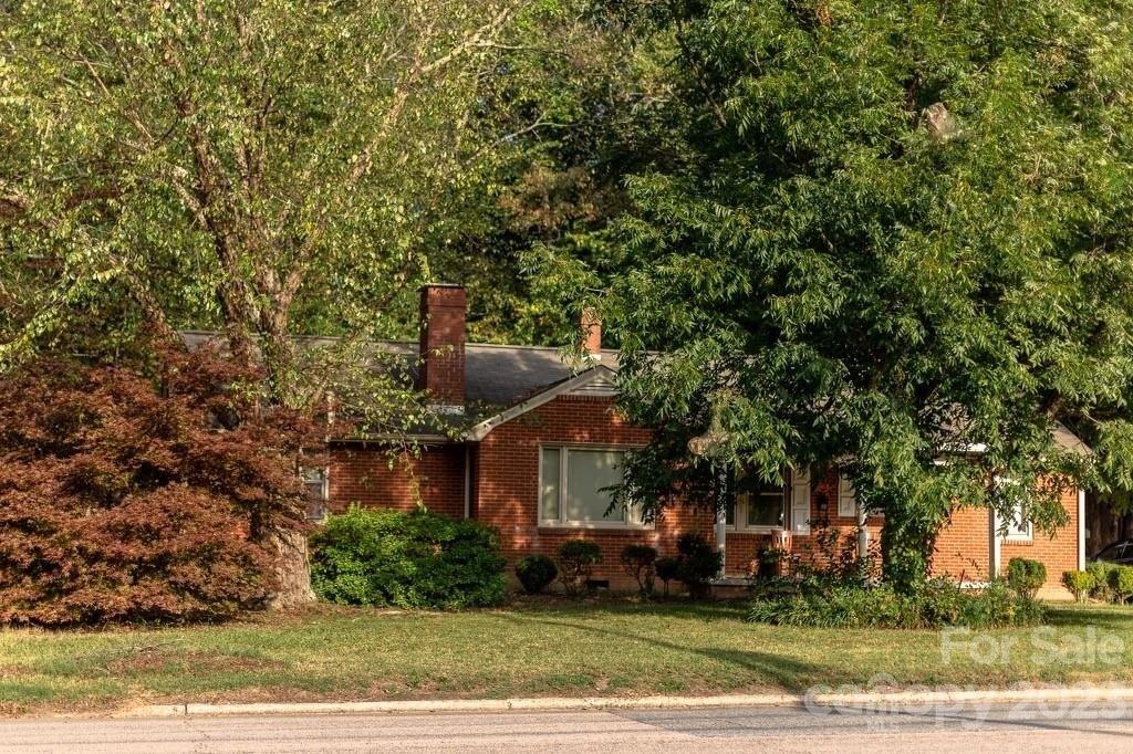 614 N Salisbury Ave  