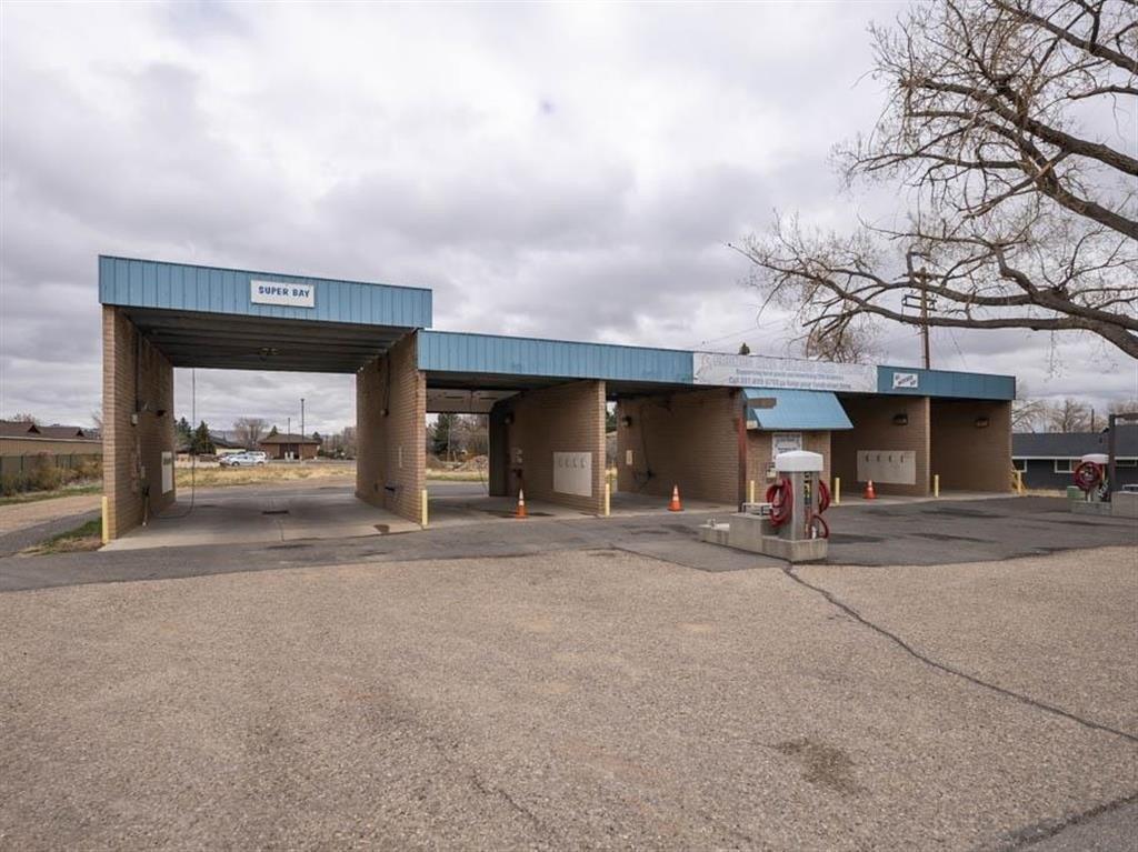 Property Image for 2431 E Sheridan Ave