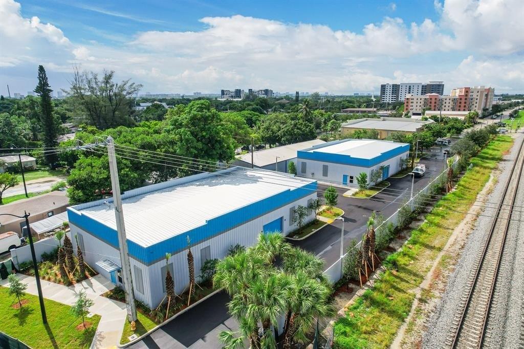 Property Image for 621 NE 1st Ave