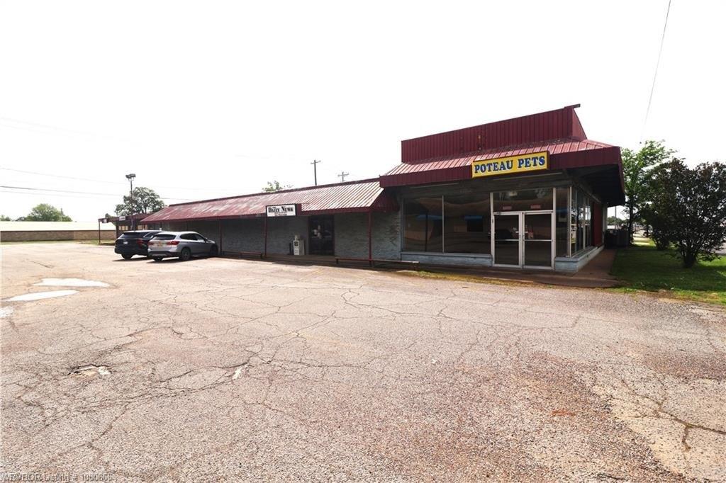 Property Image for 803  N broadway  ST