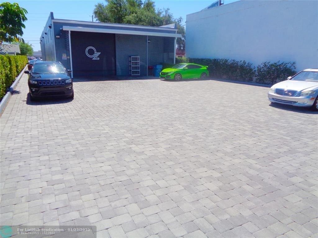 Property Image for 3749 N Federal Hwy B