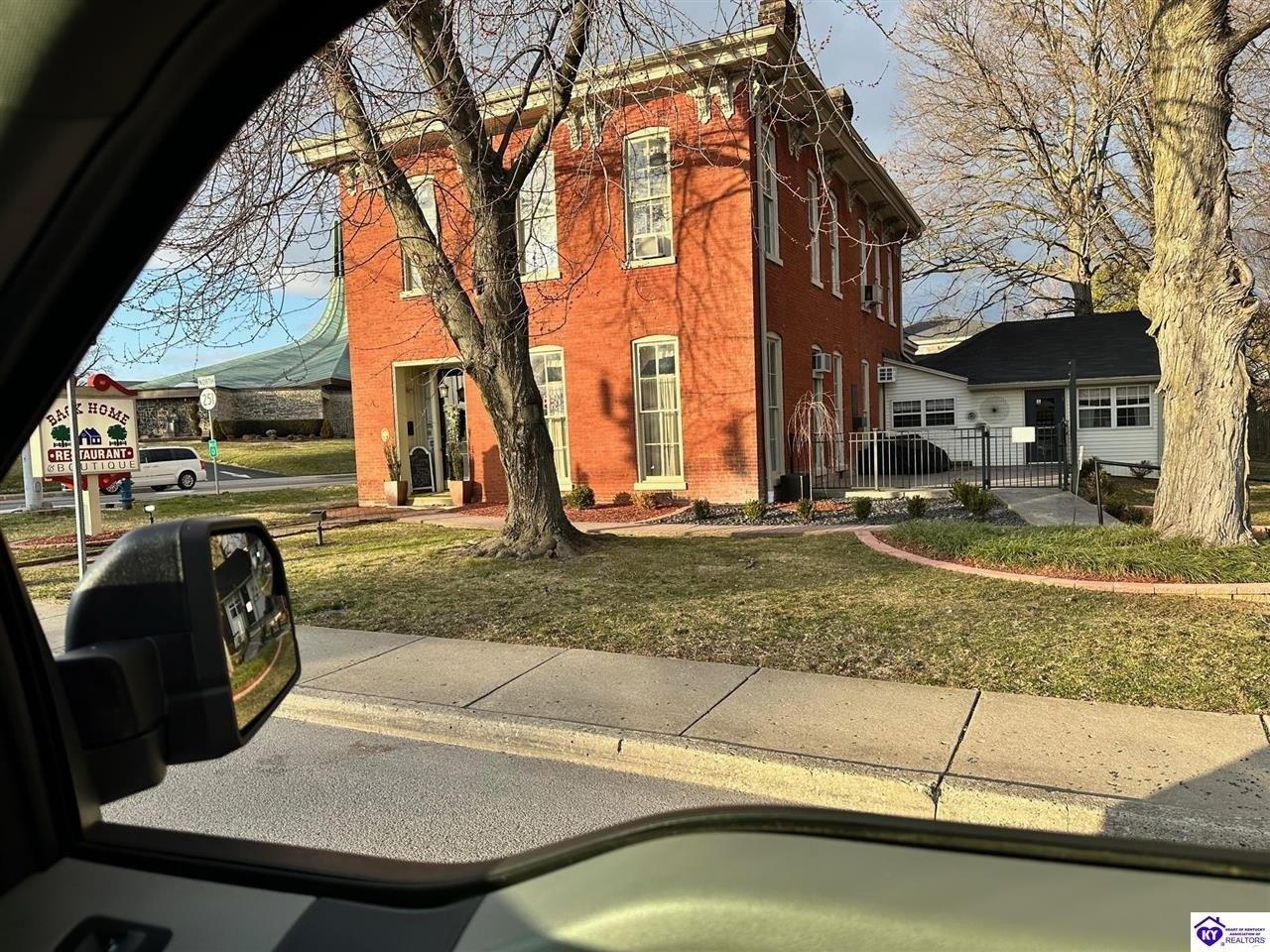Property Image for 251 W Dixie Avenue