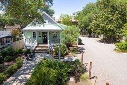 Property Image for 105 E Brown Street